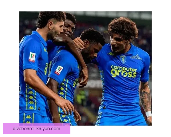 图赫尔与球员关系升温，球队氛围显著改善，状态回暖值得关注