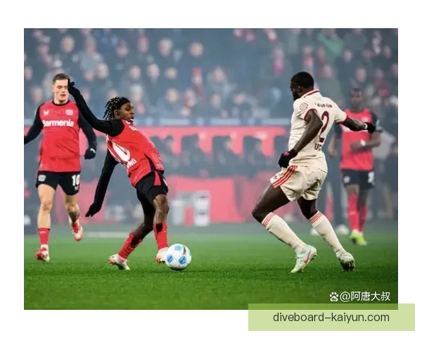 德甲瓦尔德体育场近期比赛氛围热烈，球迷热情高涨值得关注